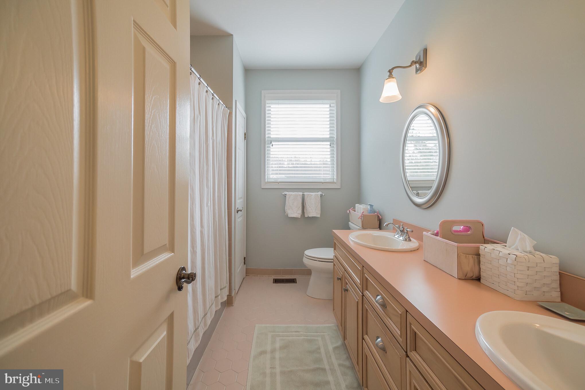 32 Elliot Drive Voorhees, NJ 08043 - Photo 24 of 31