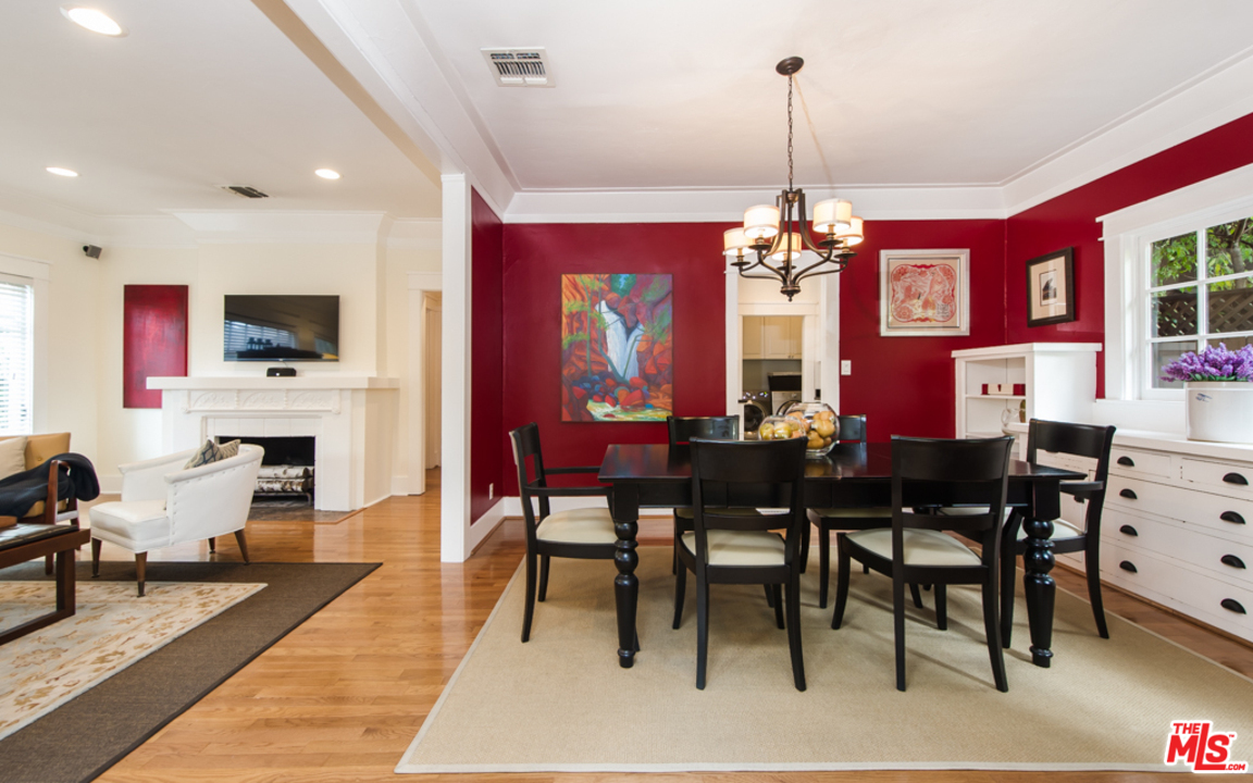 1939 Pinehurst Road Los Angeles, CA 90068 - Photo 8 of 20