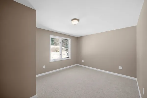 $679,900 | 39 Neillian Street, Unit 39, Bedford, MA 01730