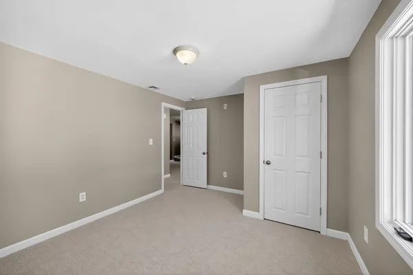 $679,900 | 39 Neillian Street, Unit 39, Bedford, MA 01730