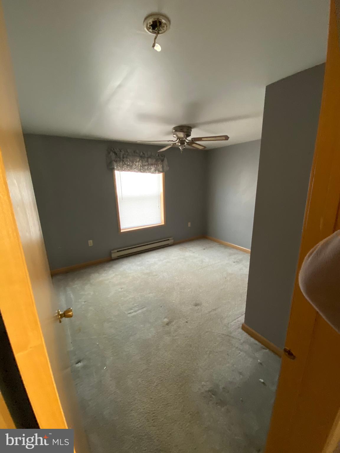 14188 Old Rte 16 Waynesboro, PA 17268 - Photo 4 of 11 Gallery Image 4
