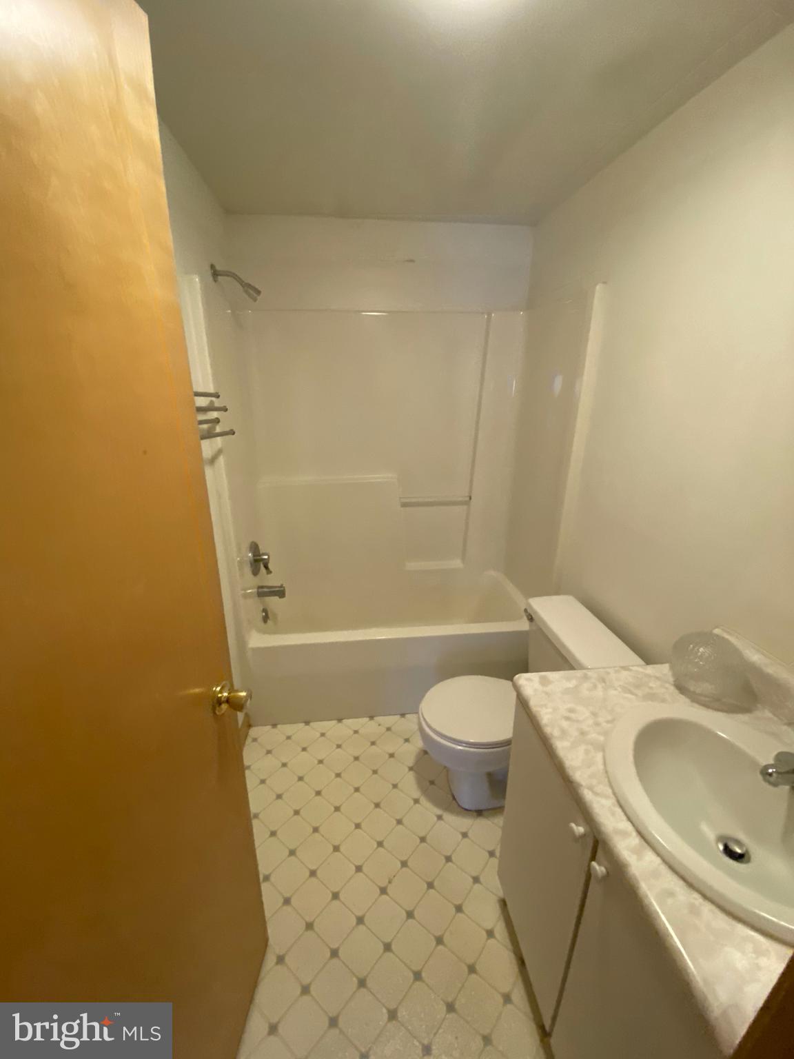 14188 Old Rte 16 Waynesboro, PA 17268 - Photo 10 of 11 Gallery Image 10