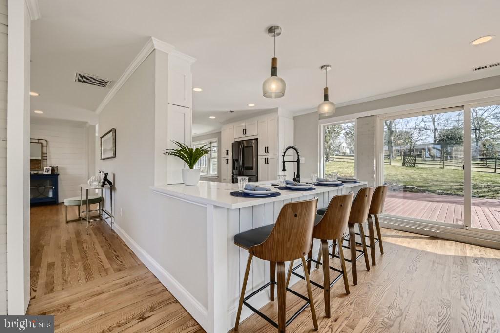 4049 Crescent Road Ellicott City, MD 21042 - Photo 8 of 30