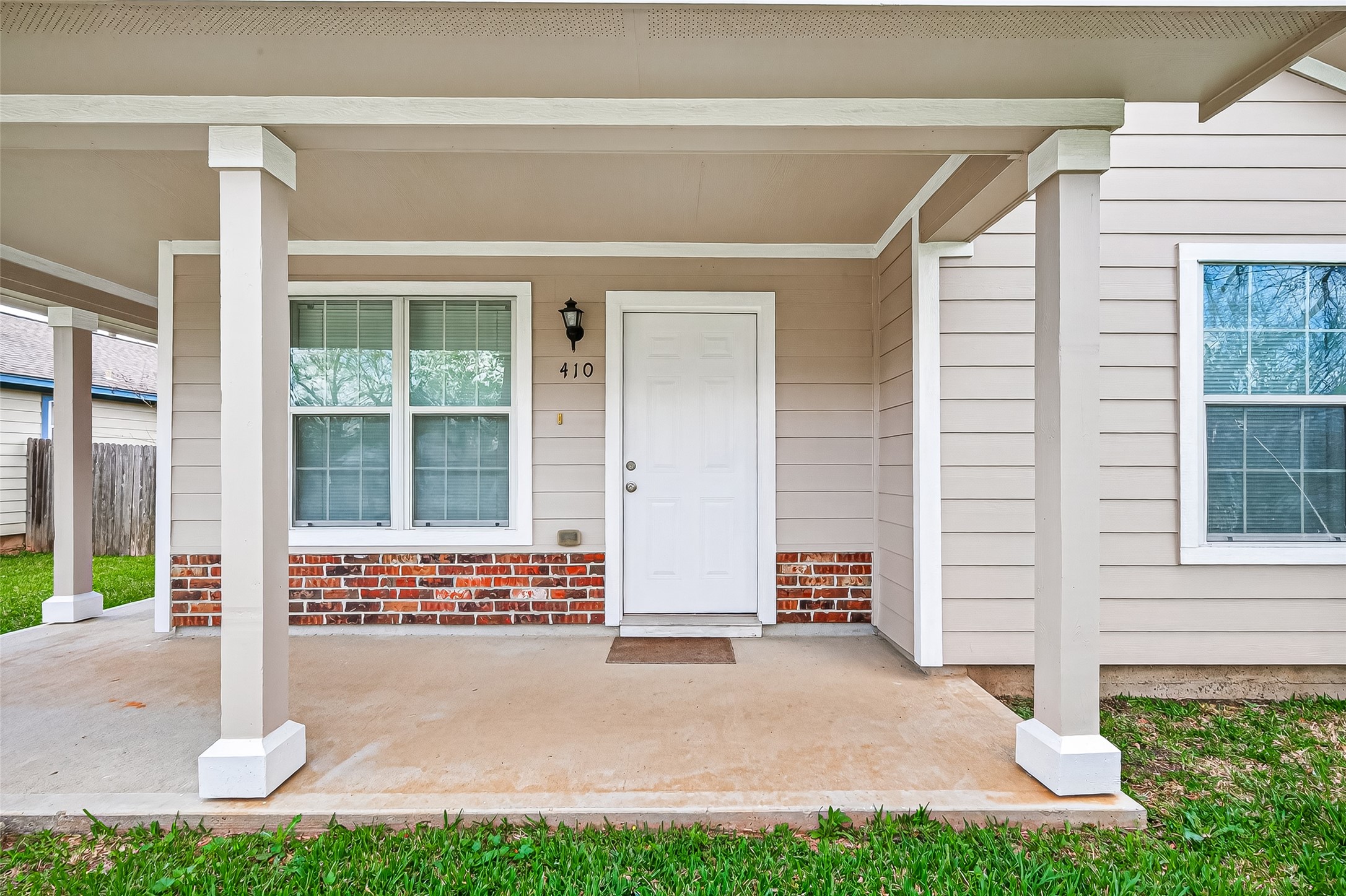 410 Collins Road Richmond, TX 77469 - Photo 5 of 40