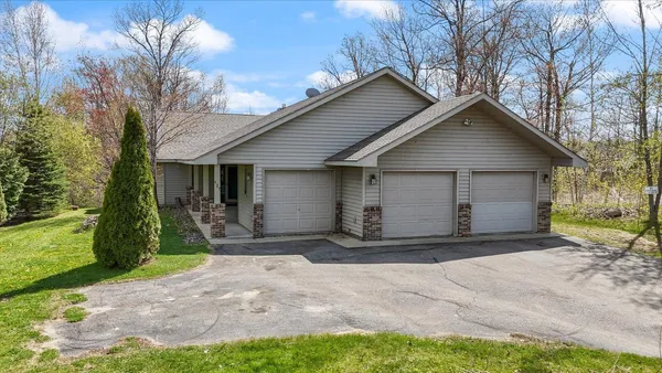 $424,900 | 127 Eagle Drive, Coleraine, MN 55722