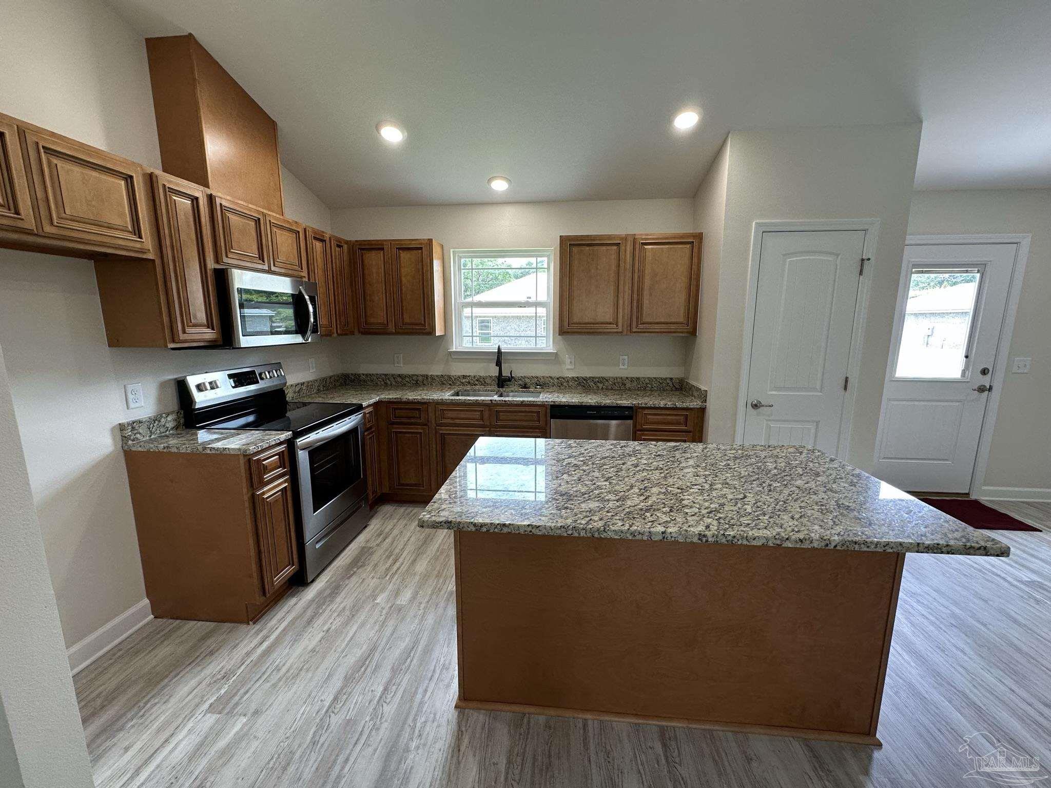 4004 Roxies Lane Pace, FL 32571 - Photo 5 of 16