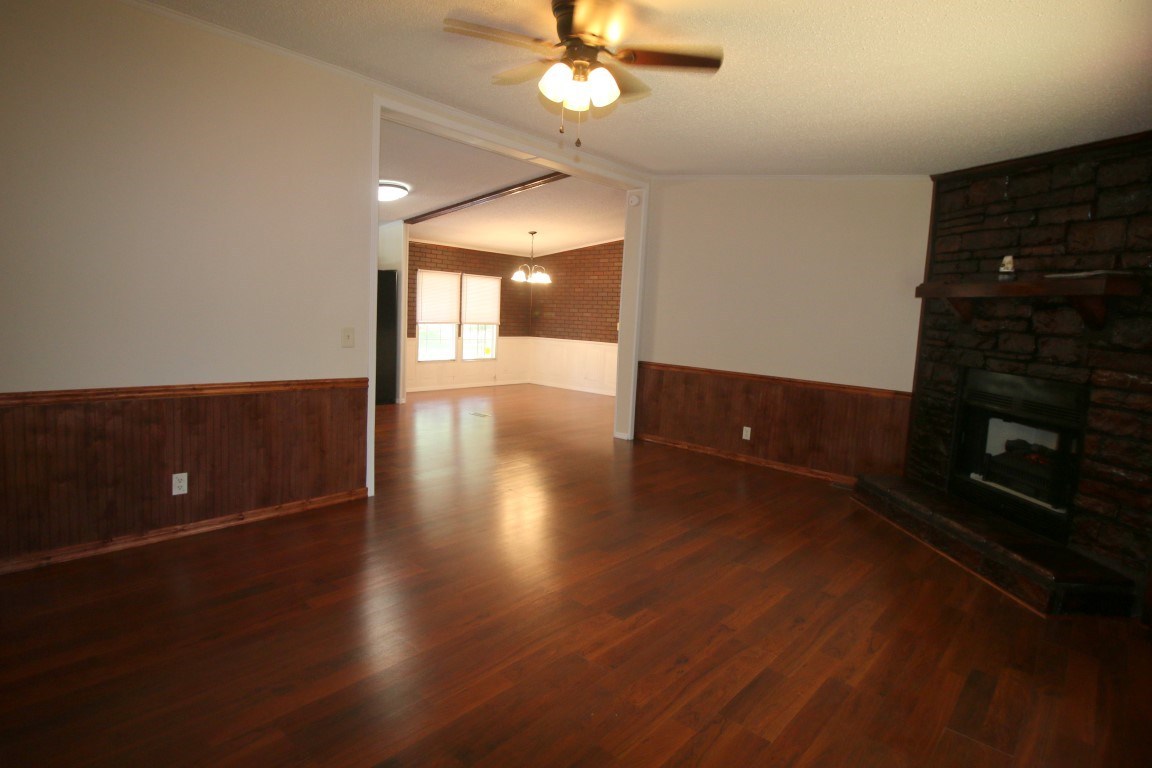 124 Crystal Lane Anderson, SC 29621 - Photo 11 of 36 Gallery Image 11