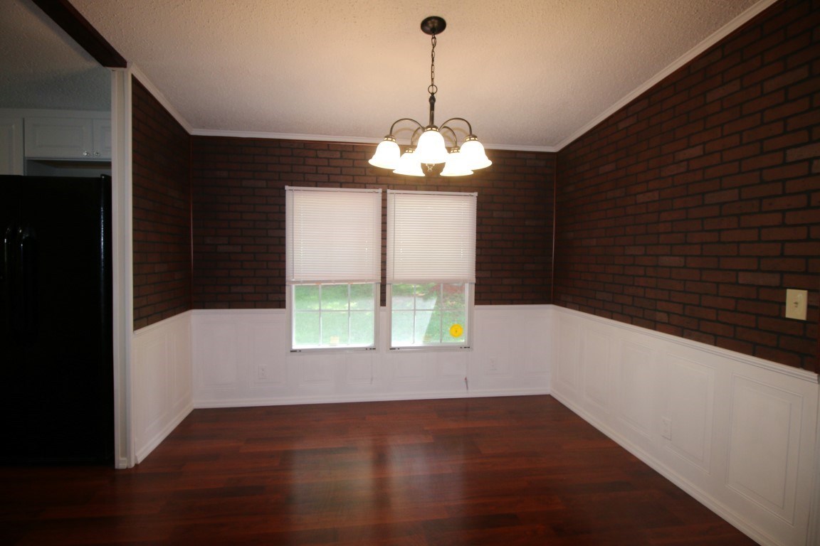 124 Crystal Lane Anderson, SC 29621 - Photo 5 of 36 Gallery Image 5