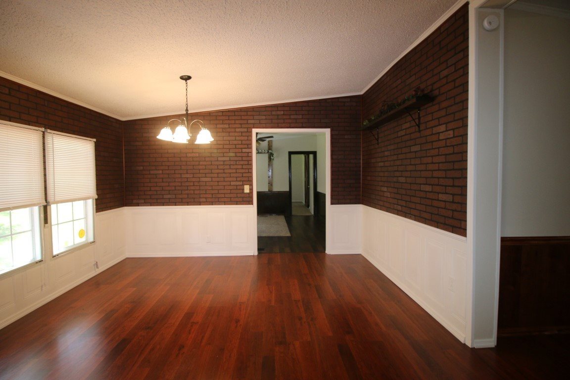 124 Crystal Lane Anderson, SC 29621 - Photo 6 of 36 Gallery Image 6