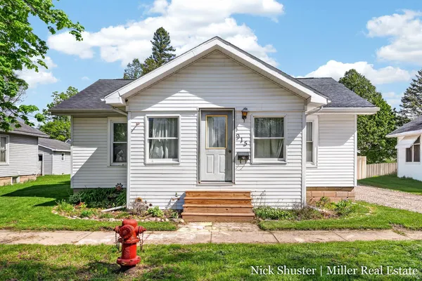 $189,900 | 915 East Madison Street, Hastings, MI 49058