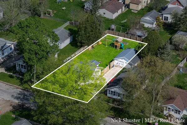 $189,900 | 915 East Madison Street, Hastings, MI 49058