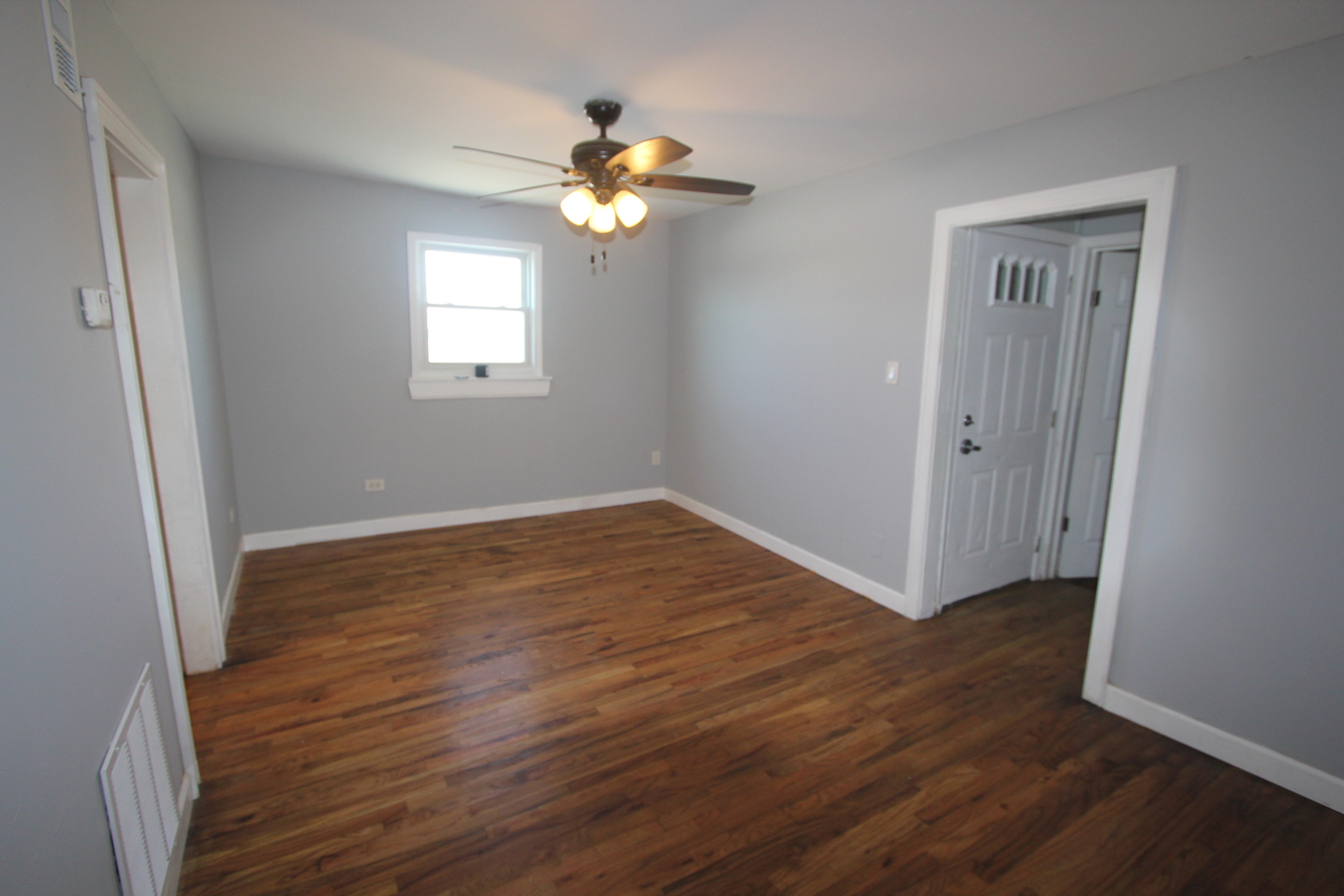 2963 West Nelson Street, Unit 3 Chicago, IL 60618 - Photo 13 of 14