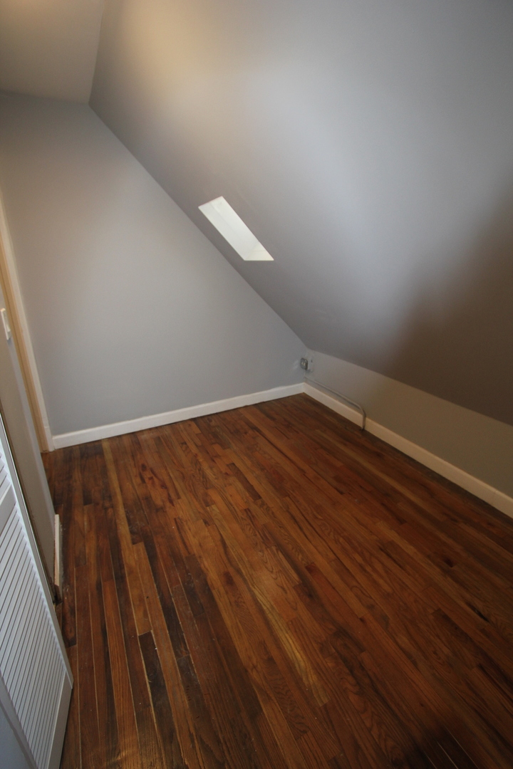 2963 West Nelson Street, Unit 3 Chicago, IL 60618 - Photo 5 of 14