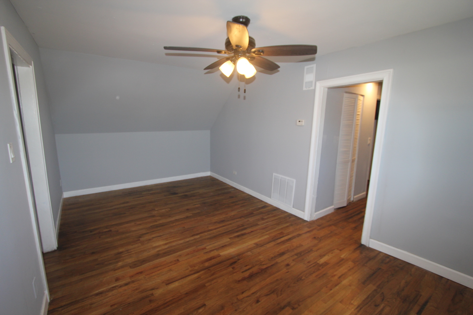 2963 West Nelson Street, Unit 3 Chicago, IL 60618 - Photo 9 of 14