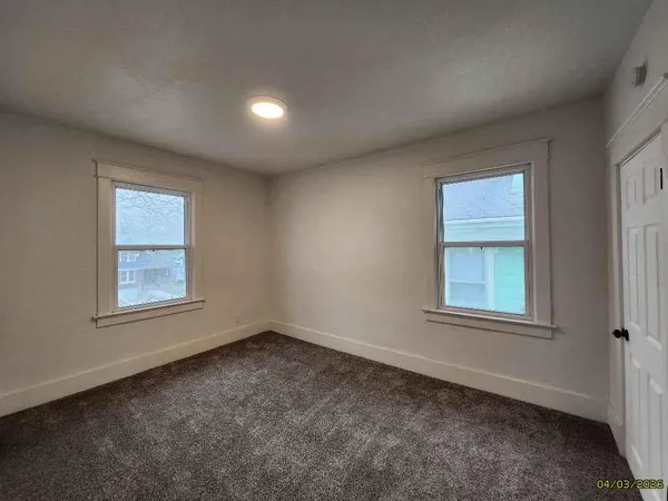 $214,900 | 310 Kensington Avenue, Kansas City, MO 64124