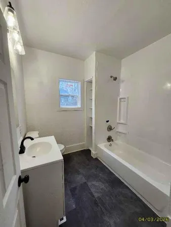 $214,900 | 310 Kensington Avenue, Kansas City, MO 64124