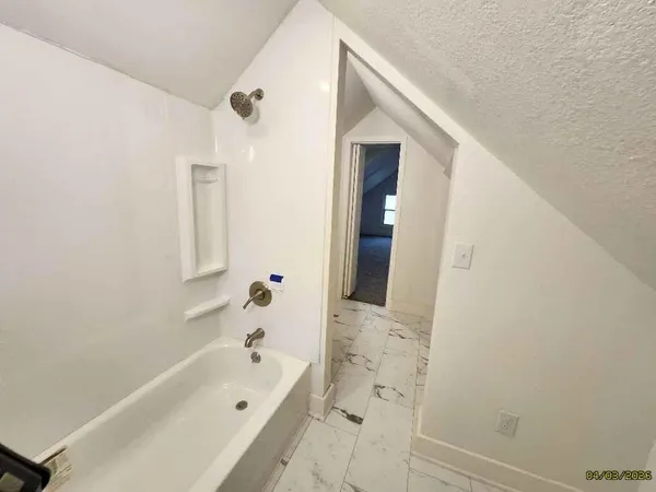 $214,900 | 310 Kensington Avenue, Kansas City, MO 64124