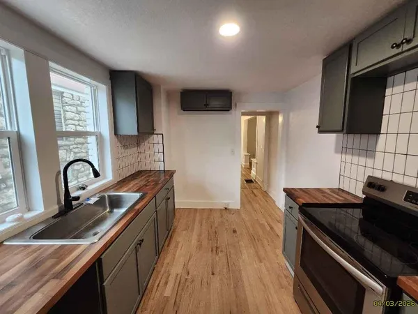 $214,900 | 310 Kensington Avenue, Kansas City, MO 64124