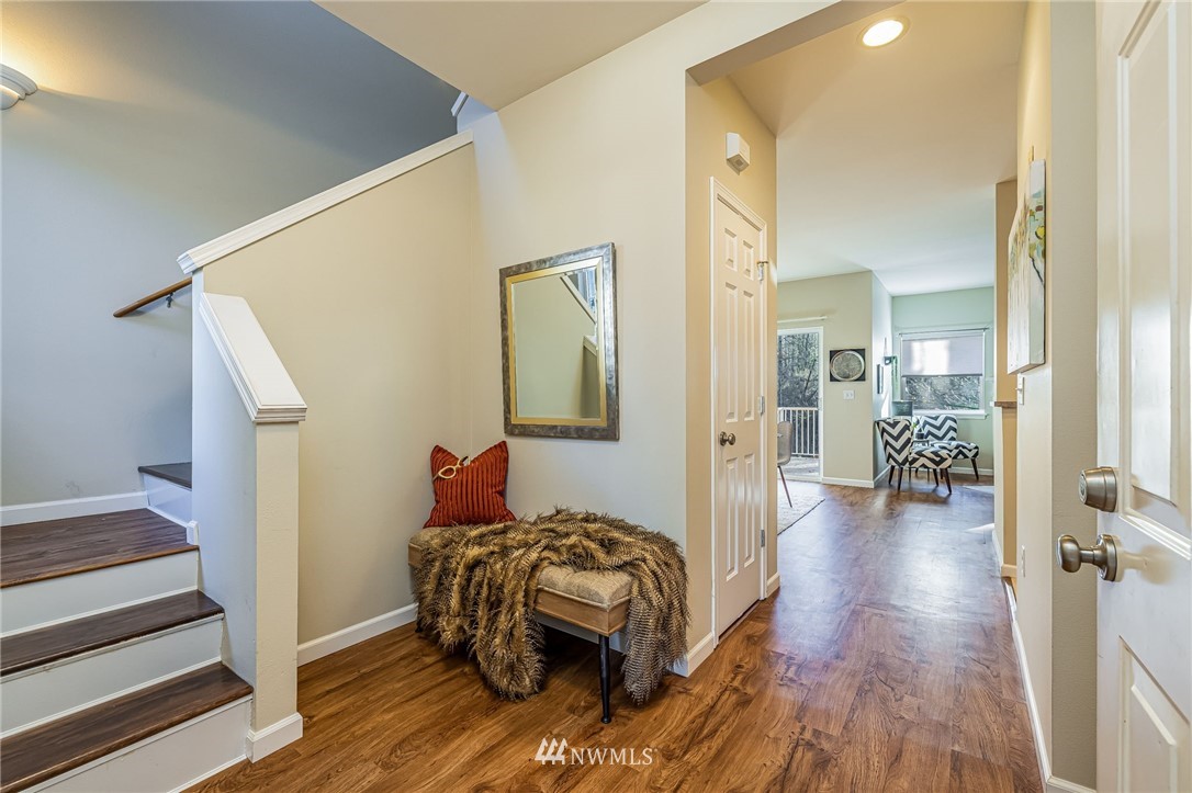 101 South 50th Place, Unit C Renton, WA 98055 - Photo 2 of 39 Gallery Image 2