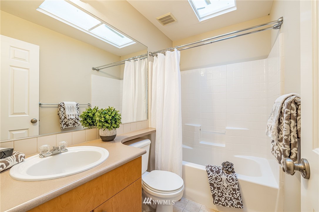 101 South 50th Place, Unit C Renton, WA 98055 - Photo 25 of 39 Gallery Image 25