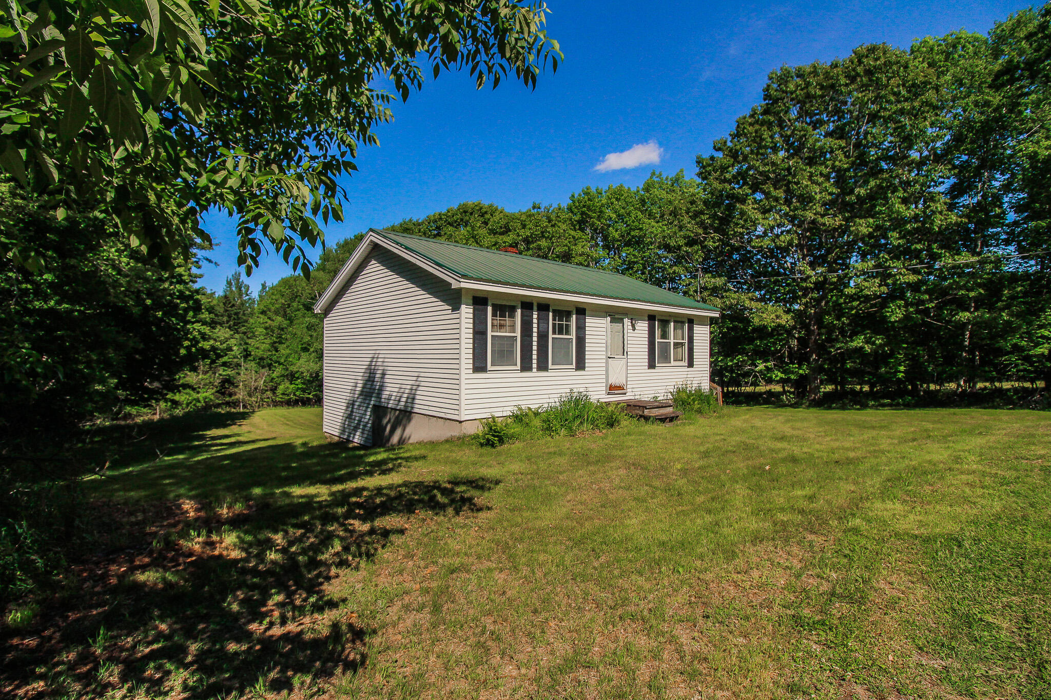 213 Pattee Road Monroe, ME 04951 - Photo 6 of 28 IMG_0015