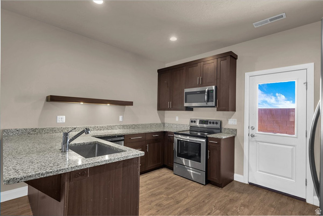 157 West 200 South Ivins, UT 84738 - Photo 18 of 28
