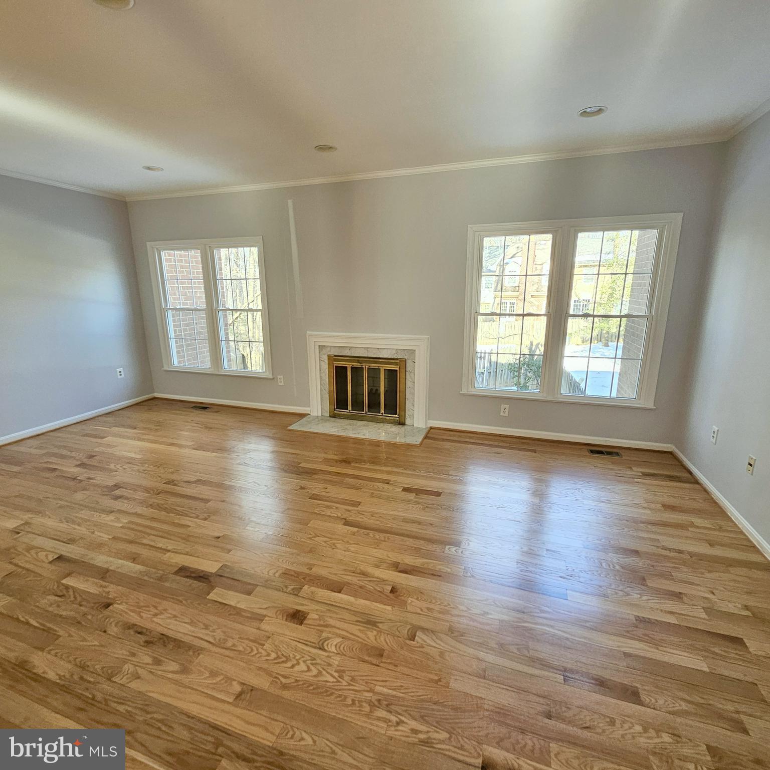7244 Greentree Road Bethesda, MD 20817 - Photo 3 of 21 Sun filled Living Room