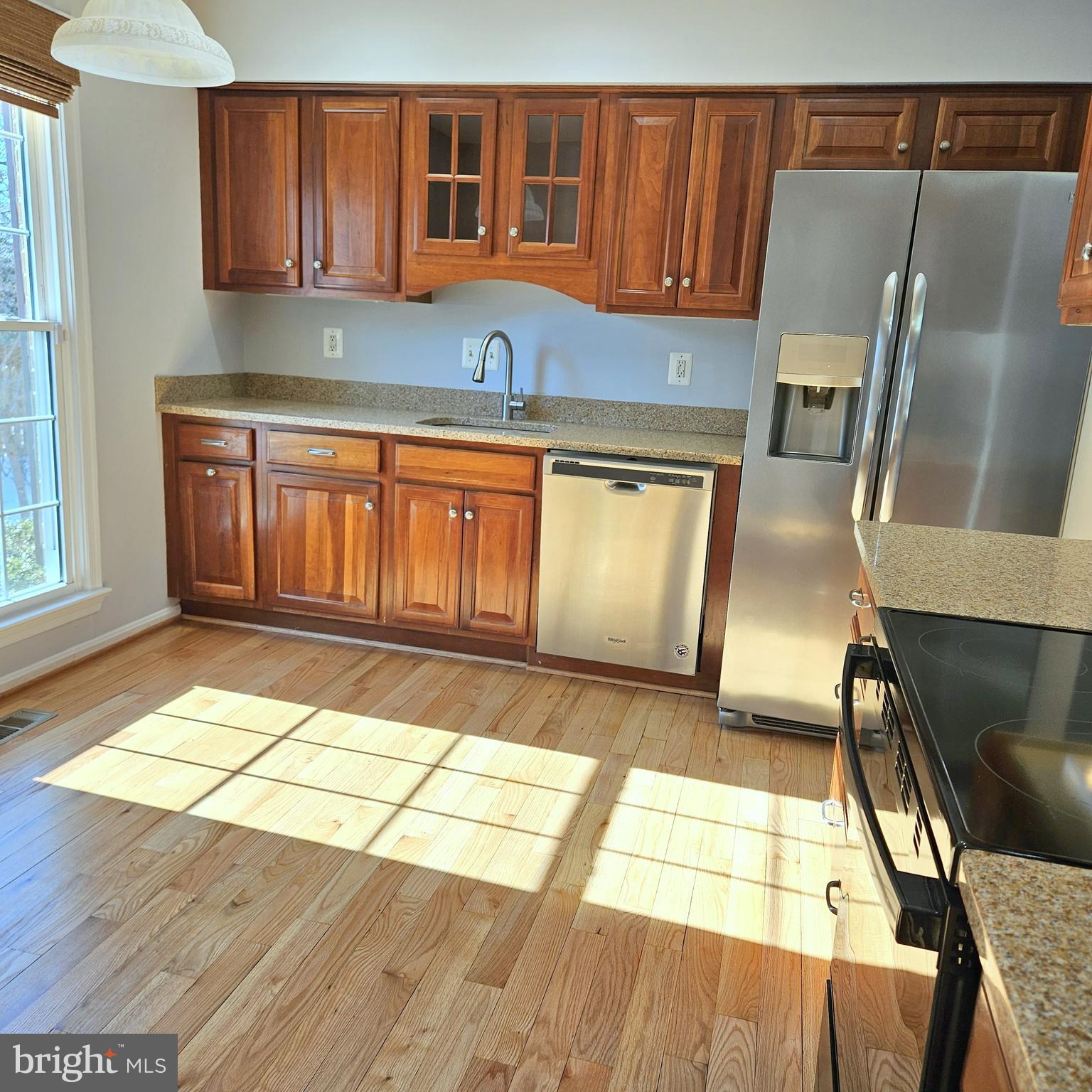 7244 Greentree Road Bethesda, MD 20817 - Photo 7 of 21 Updated Kitchen