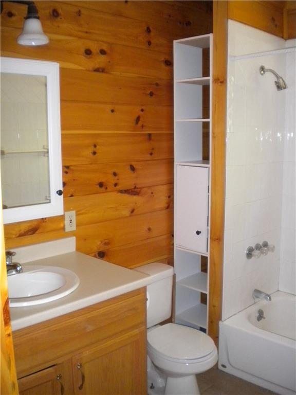 10 Verril Road Hanover, ME 04237 - Photo 19 of 21 Full Bath