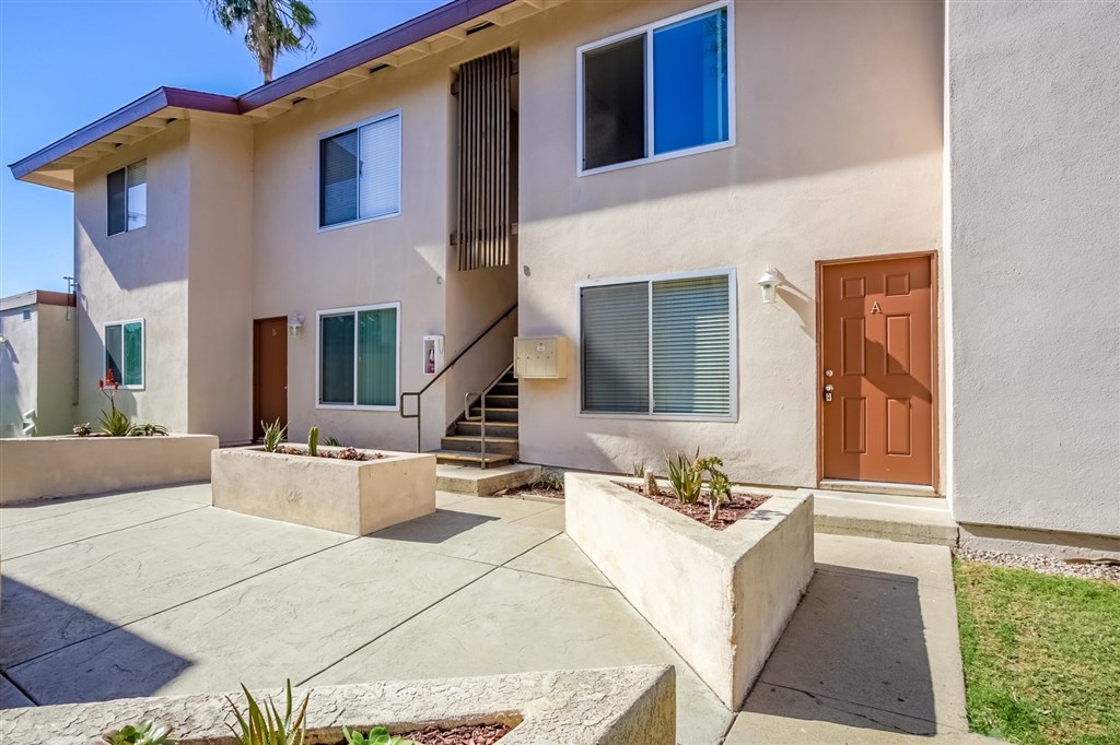 a view of a house with sitting area