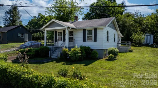 $425,000 | 115 Brackett Street, Morganton, NC 28655