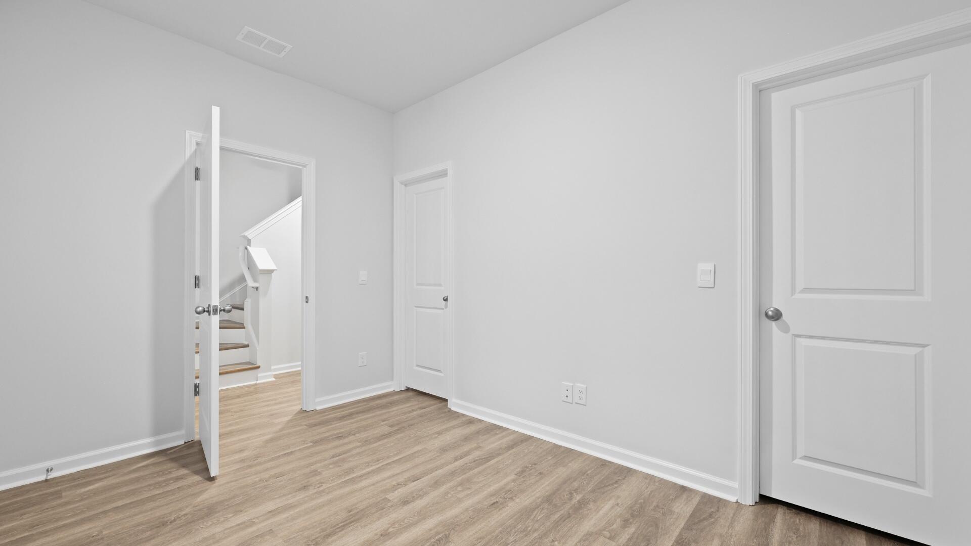 553 Gahagan Road Summerville, SC 29485 - Photo 6 of 36 10_550a0261