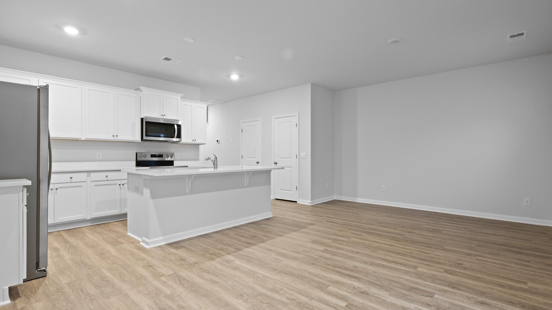 553 Gahagan Road Summerville, SC 29485 - Photo 10 of 36 14_550a0286