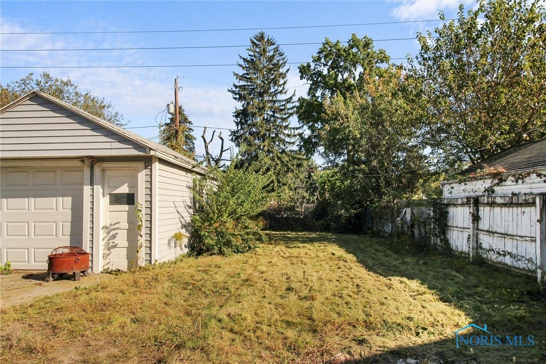 3656 Bellevue Road Toledo, OH 43613 - Photo 5 of 28 Gallery Image 5