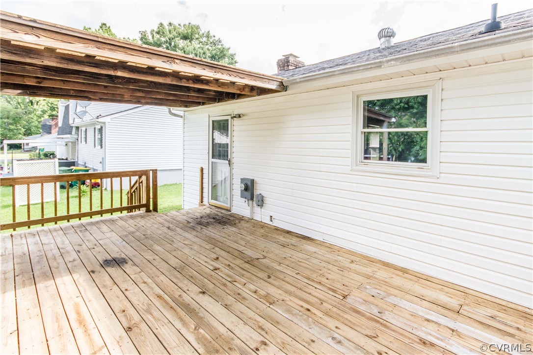 802 Perrymont Road Hopewell, VA 23860 - Photo 5 of 34