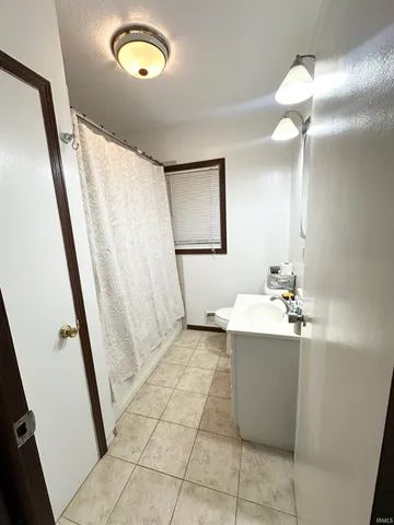 $124,000 | 302 North Kenton Street, Reynolds, IN 47980