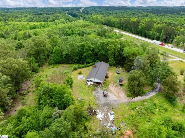 $235,000 | 1225 Dogwood Lane, Clinton, SC 29325