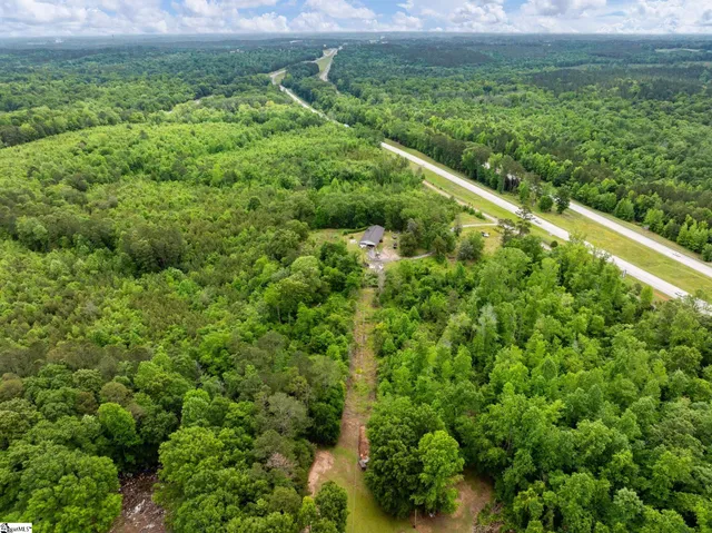 $235,000 | 1225 Dogwood Lane, Clinton, SC 29325