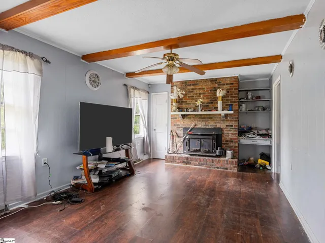 $235,000 | 1225 Dogwood Lane, Clinton, SC 29325