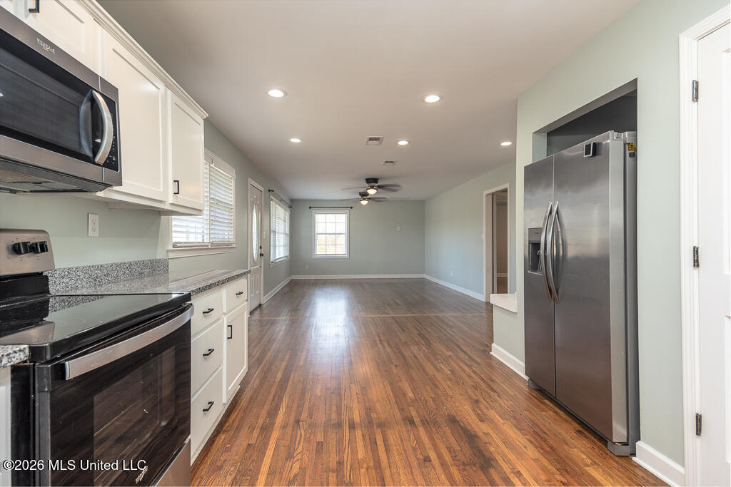 3632 Highway 25 Iuka, MS 38852 - Photo 16 of 30 Kitchen