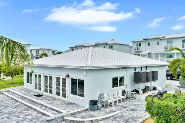 $650,000 | 10877 Overseas Highway, Unit 6, Marathon, FL 33050