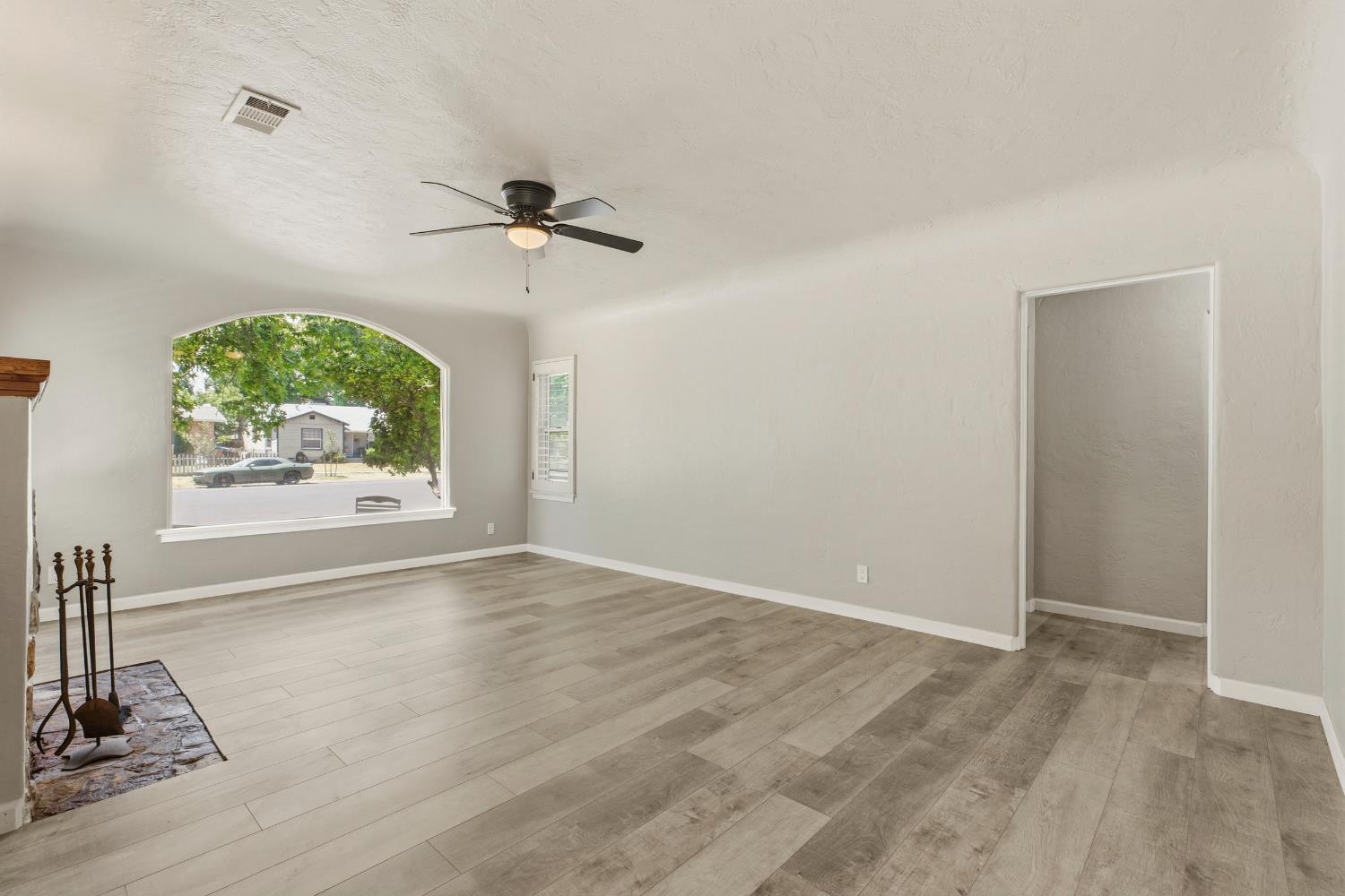 219 Sunset Boulevard Modesto, CA 95351 - Photo 12 of 37