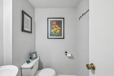 $229,900 | 5510 Country Drive, Unit 97, Nashville, TN 37211