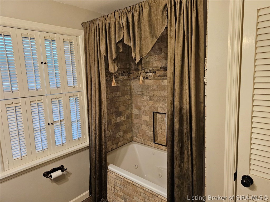317 Meadow Lane Madison, IN 47250 - Photo 21 of 41 Full Bath with Jetted Tub and Heated Floor