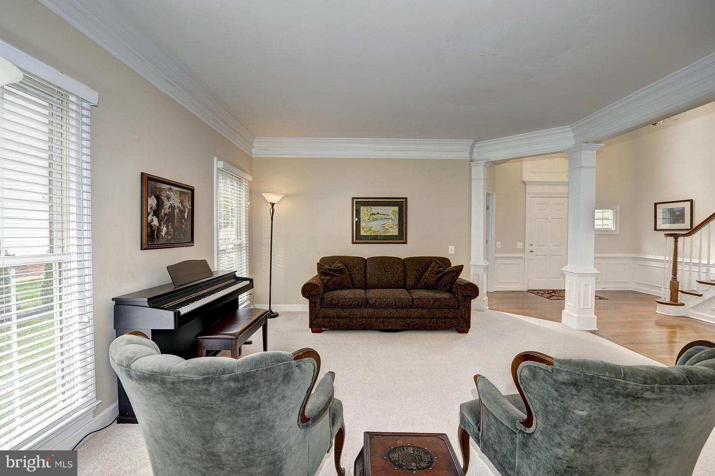 9702 Hidden Valley Road Vienna, VA 22181 - Photo 4 of 30 Open Living Room