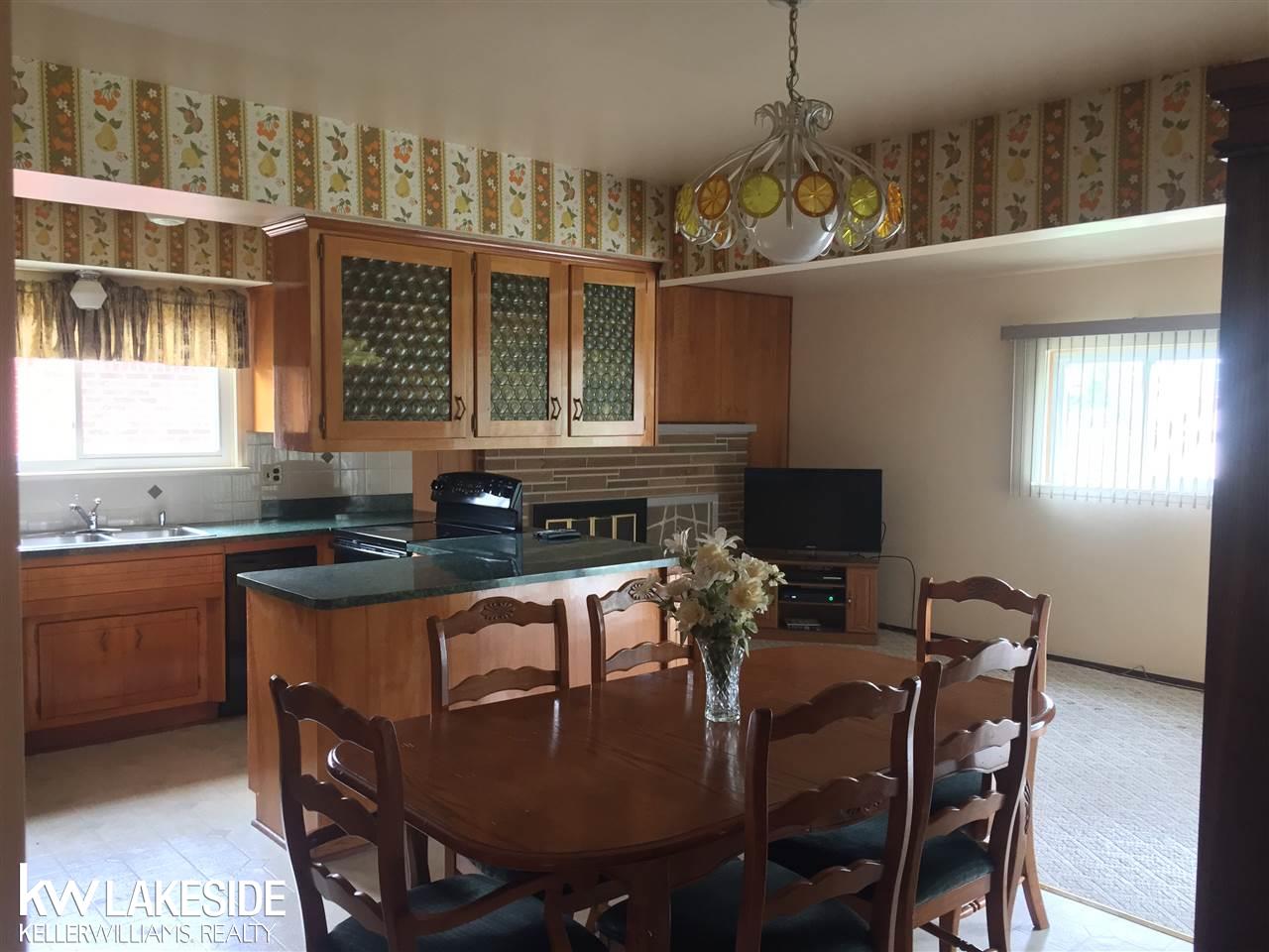 29130 Runey Drive Warren, MI 48092 - Photo 5 of 33