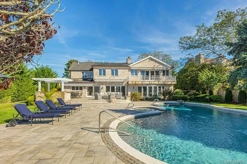 $2,799,000 | 10 Beech Road, Islip, NY 11751