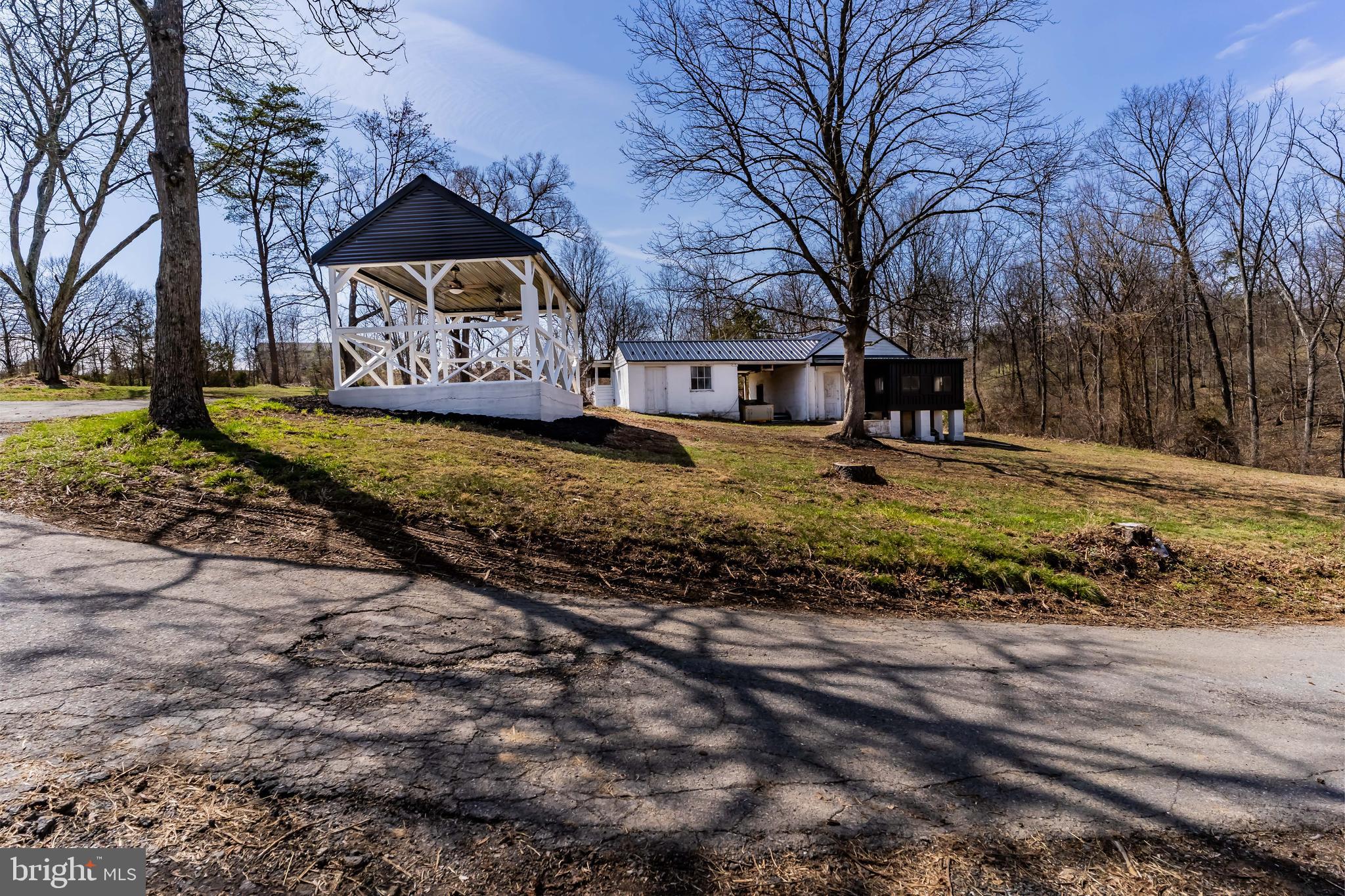 160 Wertz Run Road Carlisle, PA 17013 - Photo 6 of 44 Gallery Image 6