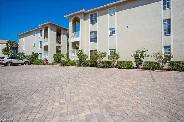 $6,500 | 3554 Haldeman Creek Drive, Unit 136, Naples, FL 34112