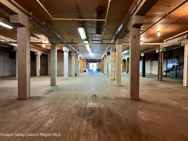 $1,250 | 104 Smith Avenue, Kingston, NY 12401